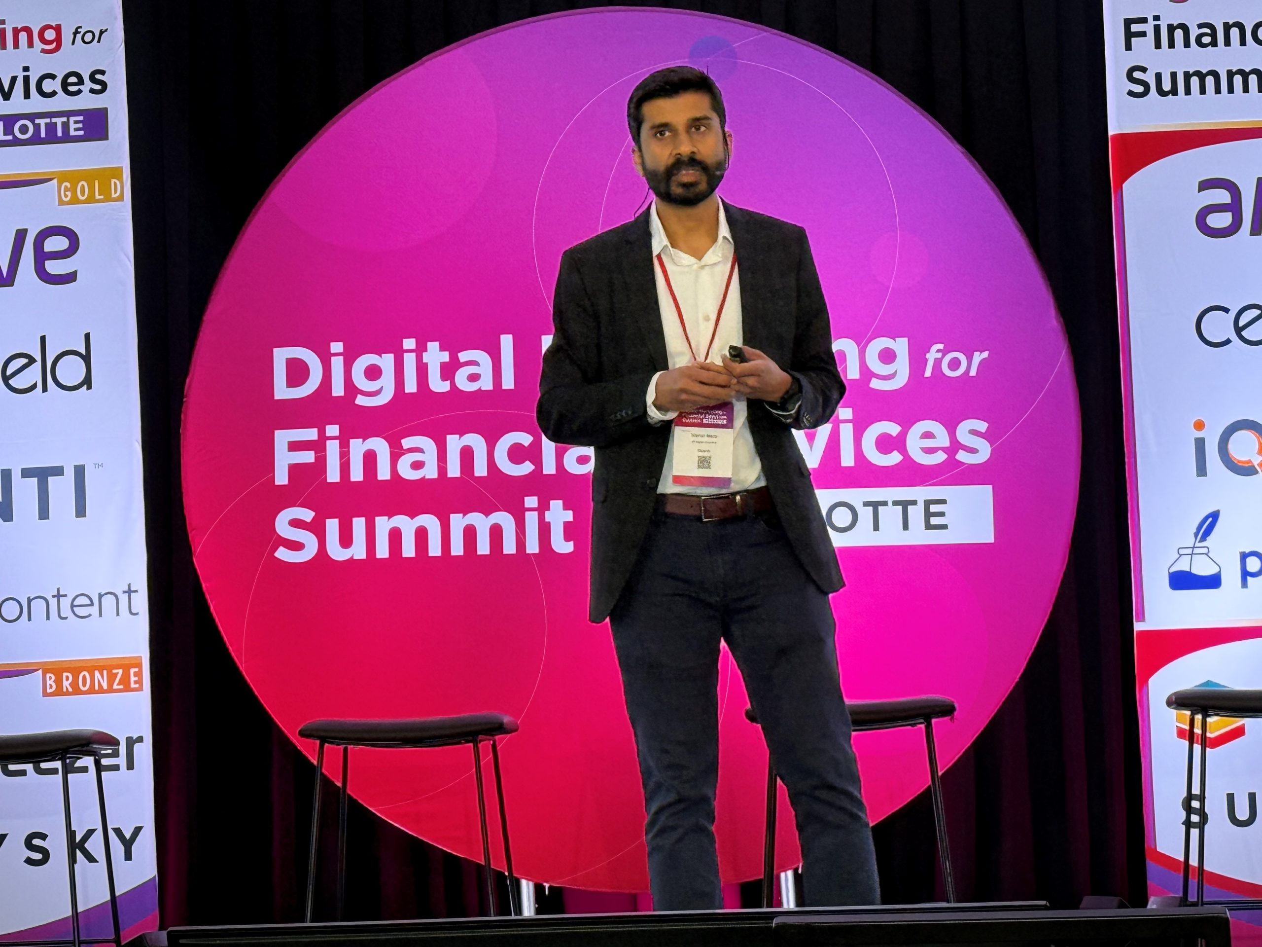 Vishal Maru at DMFS Charlotte 2026, spotlighting AI-led conversion optimization for financial services websites