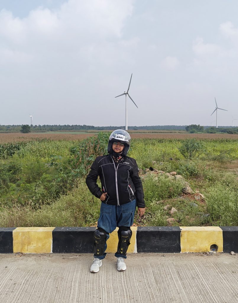 Raveena enjoys travelling to disconnect, recharge, and explore new places.